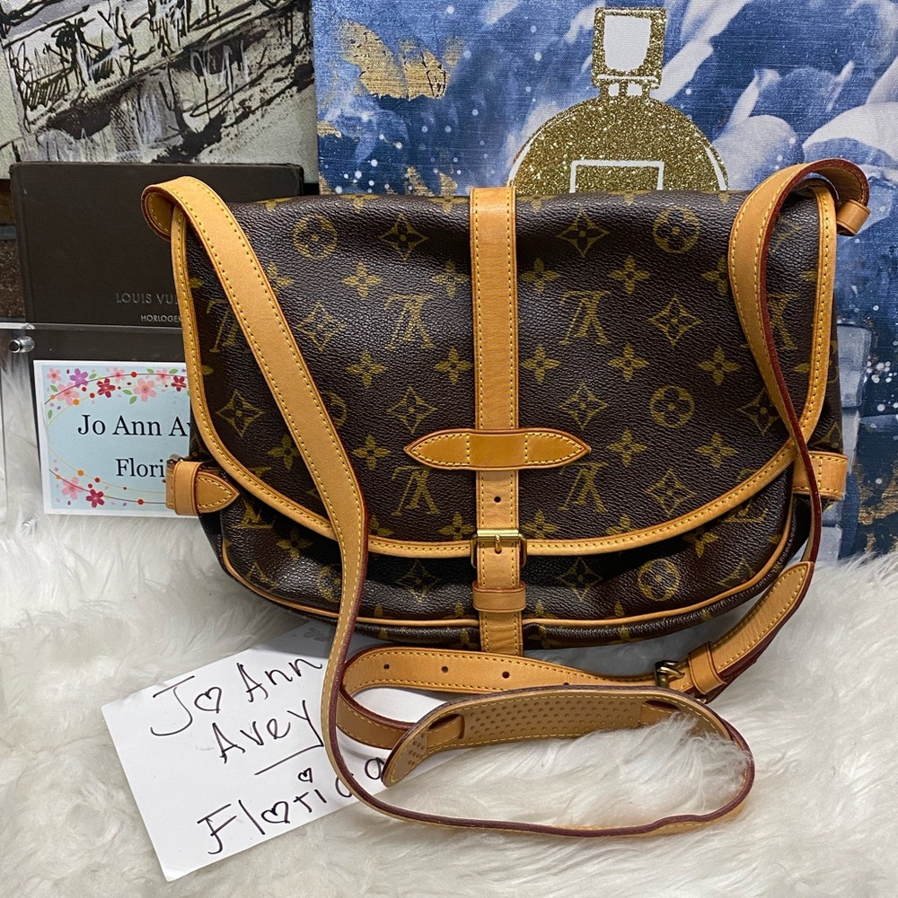 💗💗💗SOLD💗💗💗

🤩SAUMUR 30 MONOGRAM🤩